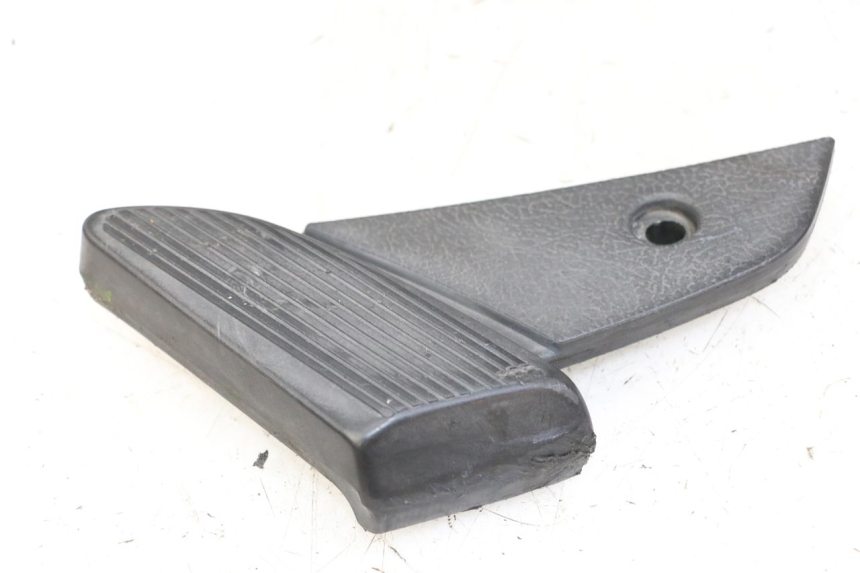 photo de PEDANA POSTERIORE SINISTRA PIAGGIO VESPA LX IE 125 (2010 - 2012) - Dettaglio del componente