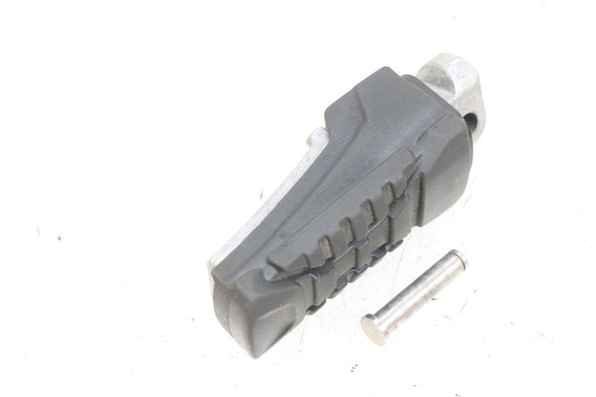 photo de PEDANA POSTERIORE SINISTRA BMW R GS 1250 (2021 - 2024) - Zoom sullo stato d'uso