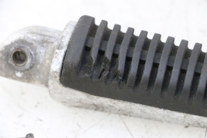 photo de PEDANA POSTERIORE SINISTRA MAG POWER R-STREET 50 (2016 - 2025) - Altra angolazione