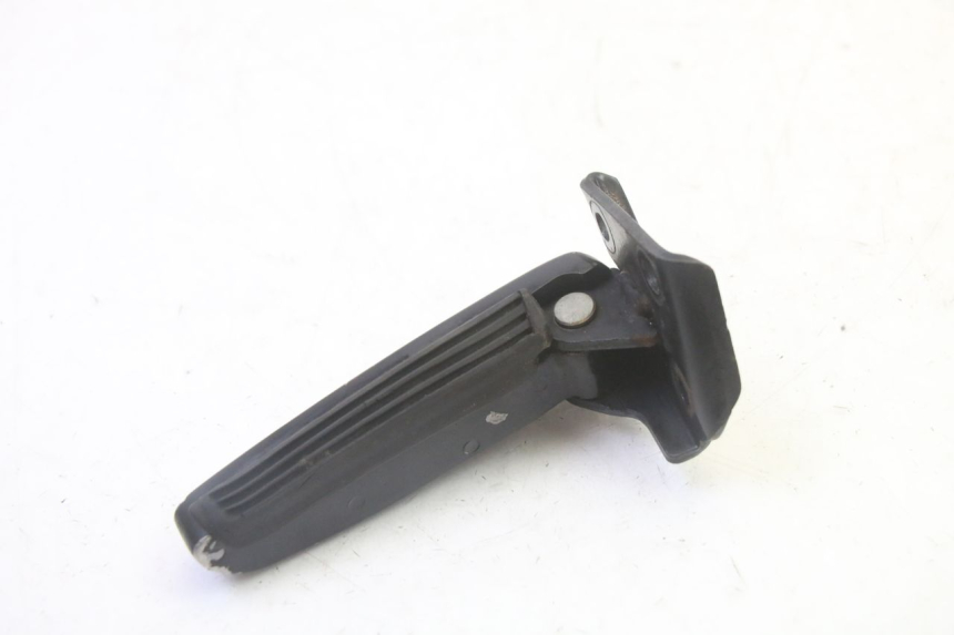 photo de Pedana posteriore sinistra GILERA RUNNER SP 50 (2009 - 2017) - Dettagli dei punti di fissaggio