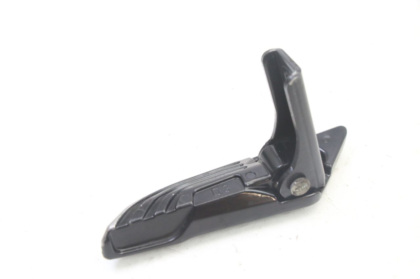 photo de PEDANA POSTERIORE SINISTRA APRILIA SR 2T 50 (2018 - 2022) - Zoom sullo stato d'uso