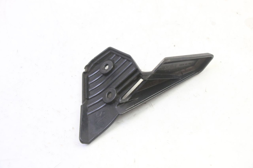 photo de PEDANA POSTERIORE SINISTRA APRILIA SR R 2T LC 50 (2018 - 2021) - Altra angolazione