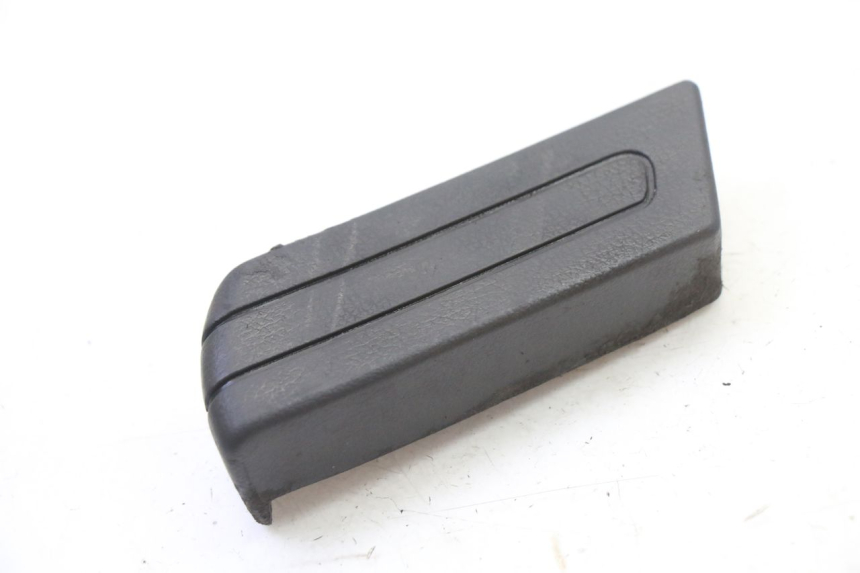 photo de PEDANA POSTERIORE SINISTRA PIAGGIO SUPER LX 125 (2000 - 2003) - Dettaglio del componente