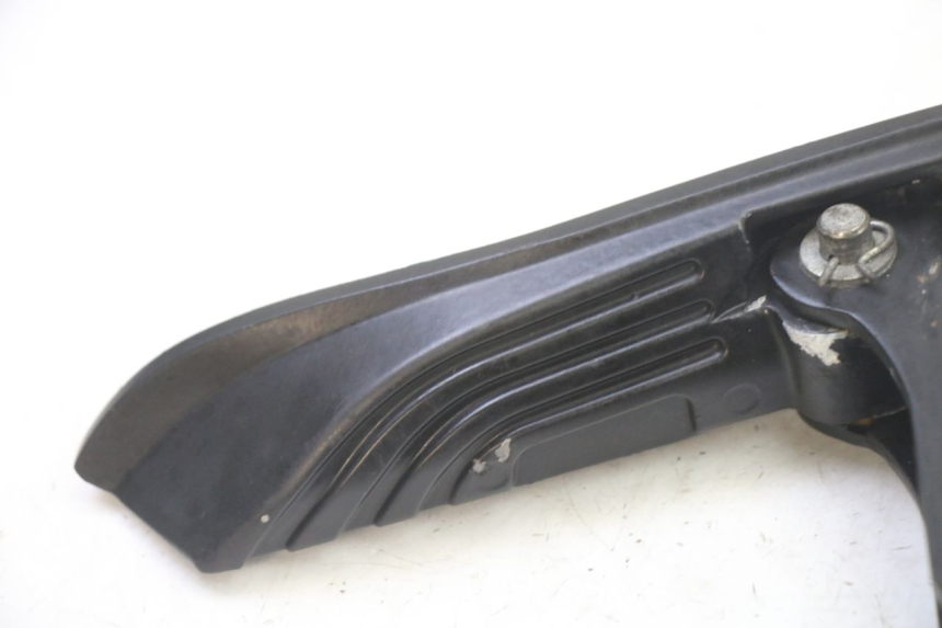 photo de PEDANA POSTERIORE SINISTRA APRILIA SXR 50 (2021 - 2023) - Dettaglio del componente