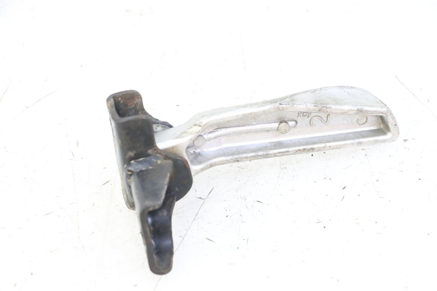 photo de PEDANA POSTERIORE SINISTRA PEUGEOT TWEET PRO CARGO 50 (2018 - 2022) - Dettagli dei punti di fissaggio