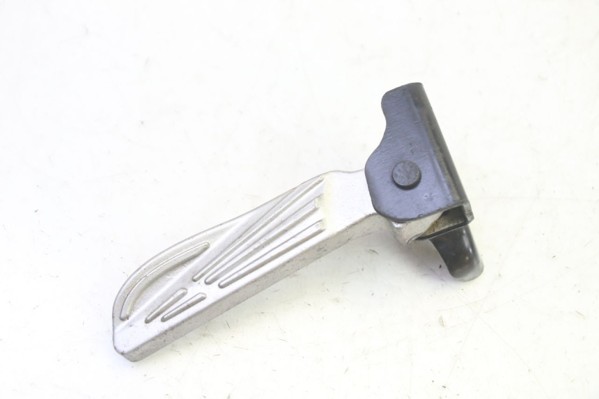 photo de PEDANA POSTERIORE SINISTRA PEUGEOT TWEET PRO EFI 4T 50 (2021 - 2022) - Vista principale