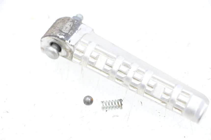 photo de PEDANA POSTERIORE SINISTRA YAMAHA X-MAX XMAX 125 (2010 - 2013) - Dettaglio del componente