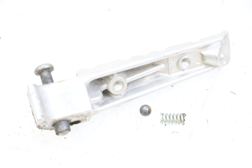 photo de PEDANA POSTERIORE SINISTRA YAMAHA X-MAX XMAX 125 (2010 - 2013) - Altra angolazione