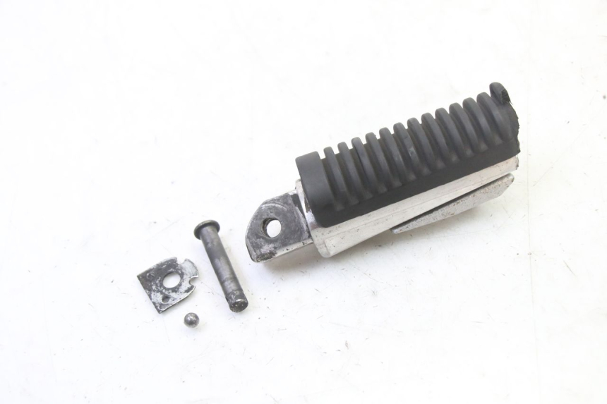 photo de PEDANA POSTERIORE SINISTRA YAMAHA XJ6 ABS 600 (2008 - 2016) - Vista principale