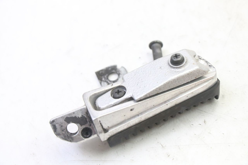 photo de PEDANA POSTERIORE SINISTRA YAMAHA XJ6 ABS 600 (2008 - 2016) - Vista d'insieme del prodotto