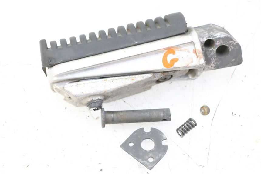 photo de PEDANA POSTERIORE SINISTRA YAMAHA XJ6 600 (2008 - 2016) - Vista principale