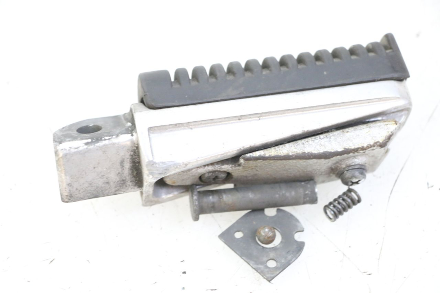 photo de PEDANA POSTERIORE SINISTRA YAMAHA XJ6 600 (2008 - 2016) - Altra angolazione