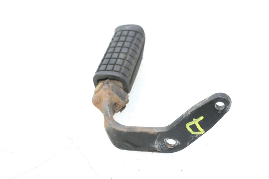 photo de PEDANA ANTERIORE DESTRA HONDA CB TWO FIFTY 250 (1991 - 2002) - Dettaglio del componente