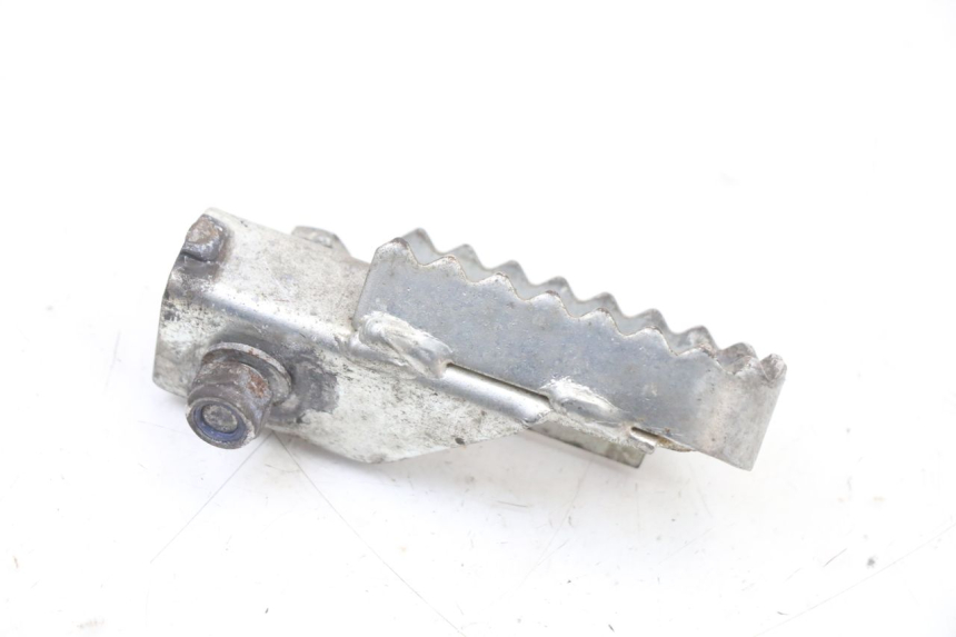 photo de PEDANA ANTERIORE DESTRA DERBI SENDA R X-TREME 50 (2006 - 2010) - Dettaglio del componente