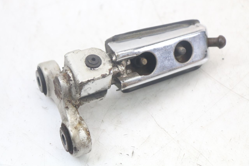 photo de CALE PIED ANTERIORE DESTRO YAMAHA FJ 3CX 1200 (1986 - 1996) - Stato della superficie e materiale