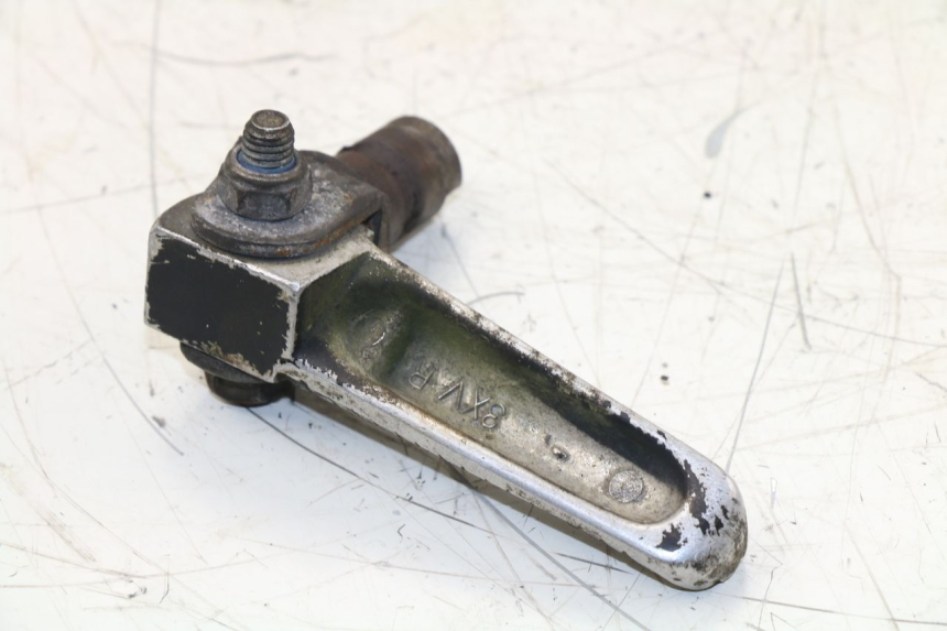 photo de Poggiapiede anteriore destro YAMAHA FZS FAZER 600 (1998 - 2001) - Zoom sullo stato d'uso