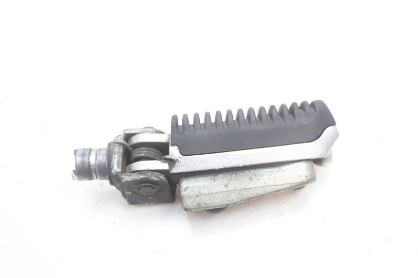 photo de PEDANA ANTERIORE DESTRA SUZUKI GSF N BANDIT 1200 (2001 - 2005) - Dettaglio del componente