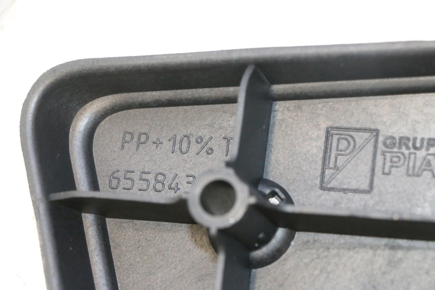 photo de PEDANA ANTERIORE DESTRA PIAGGIO MP3 500 (2011 - 2015) - Dettaglio del componente