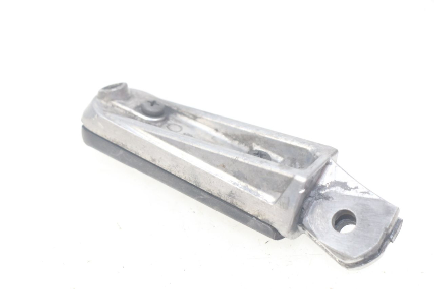 photo de PEDANA ANTERIORE DESTRA YAMAHA MT-07 MT07 ABS 700 (2014 - 2017) - Dettaglio del componente