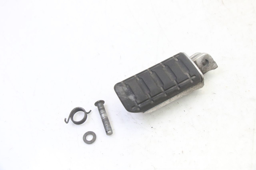 photo de PEDANA ANTERIORE DESTRA HONDA NTV DEAUVILLE 650 (2001 - 2006) - Zoom sullo stato d'uso