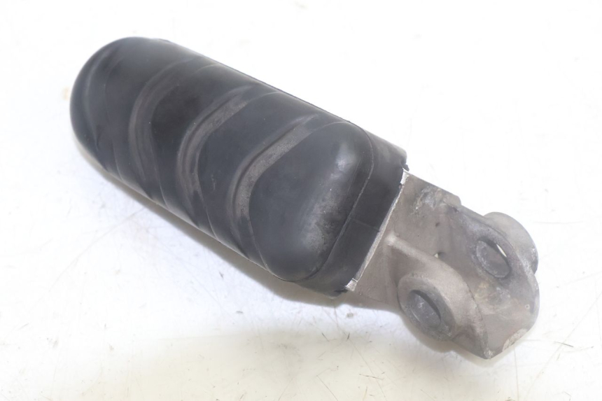 photo de PEDANA ANTERIORE DESTRA MZ RT 125 (2000 - 2008) - Stato della superficie e materiale