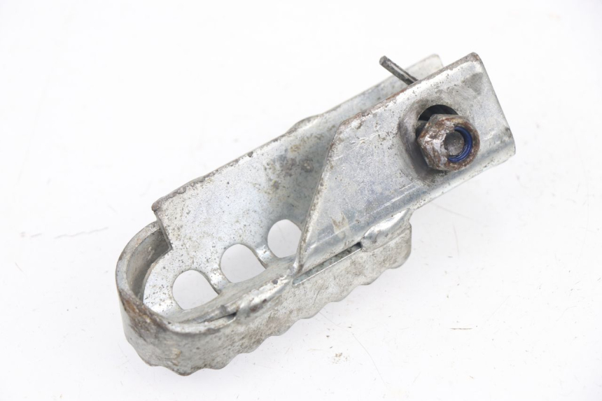 photo de PEDANA ANTERIORE DESTRA DERBI SENDA SM DRD 50 (2008 - 2013) - Dettaglio del componente