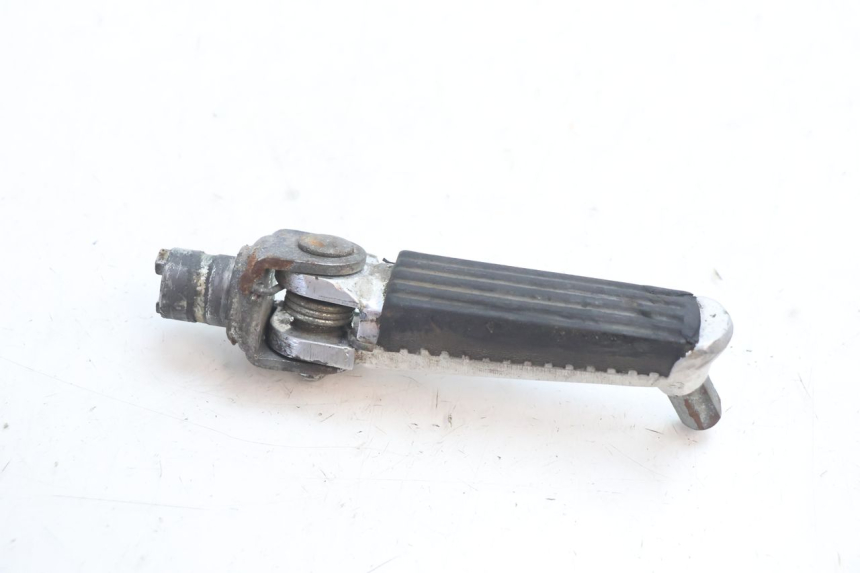 photo de PEDANA ANTERIORE DESTRA SUZUKI SV S 650 (2003 - 2009) - Dettaglio del componente