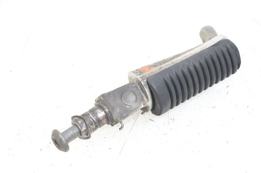 photo de CALE PIED ANTERIORE DESTRO YAMAHA FZS FAZER 600 (2001 - 2003) - Altra angolazione