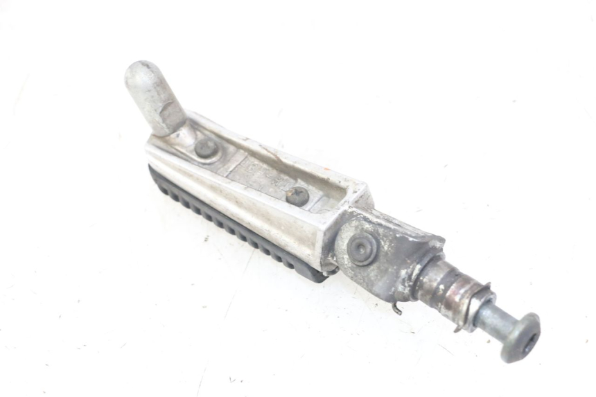 photo de CALE PIED ANTERIORE DESTRO YAMAHA FZS FAZER 600 (2001 - 2003) - Vista d'insieme del prodotto