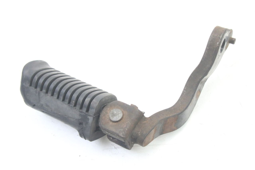 photo de PEDANA ANTERIORE DESTRA YAMAHA SR 125 (1982 - 2003) - Primo piano tecnico