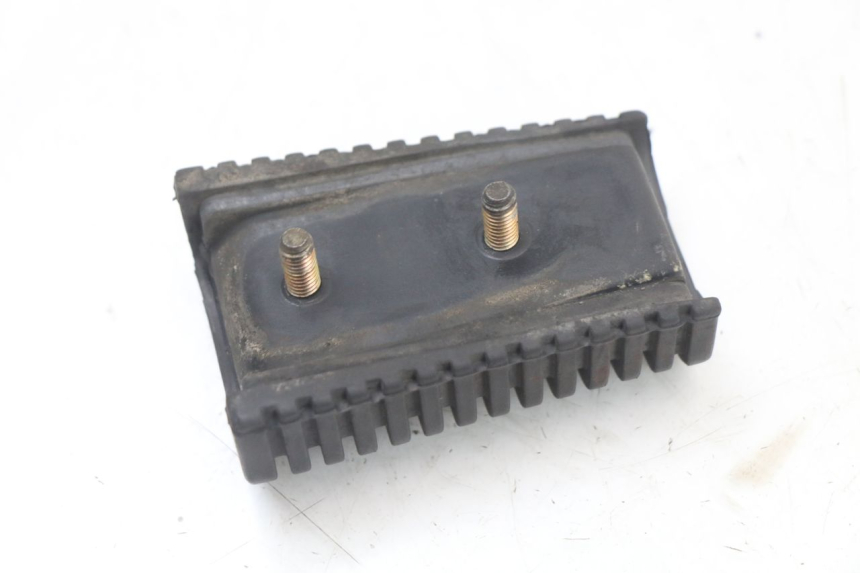 photo de PEDANA ANTERIORE DESTRA YAMAHA XVS DRAG STAR DRAGSTAR 650 (1997 - 2007) - Altra angolazione