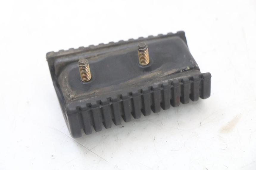 photo de PEDANA ANTERIORE DESTRA YAMAHA XVS DRAG STAR DRAGSTAR 650 (1997 - 2007) - Primo piano tecnico