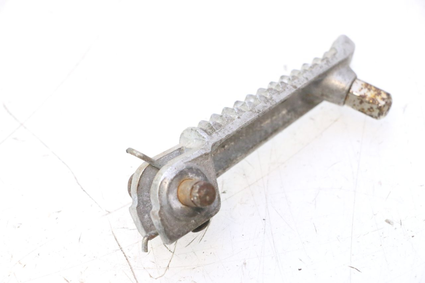 photo de PEDANA ANTERIORE DESTRA YAMAHA YZF R6 600 (2008 - 2009) - Zoom sullo stato d'uso