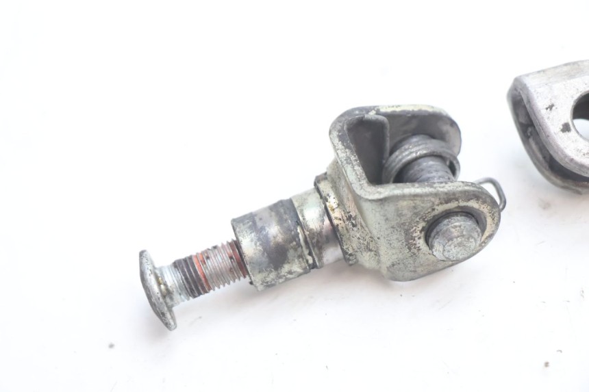 photo de CALE PIED ANTERIORE DESTRO KAWASAKI ZX-6R ZX6R 600 (1995 - 1997) - Dettaglio del componente