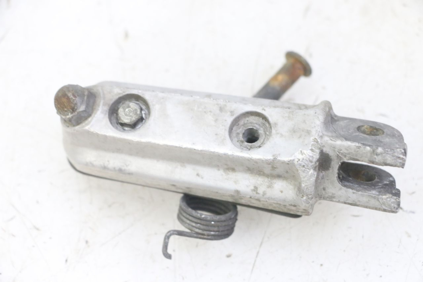 photo de PEDANA ANTERIORE SINISTRA HONDA CBF 500 (2004 - 2007) - Altra angolazione