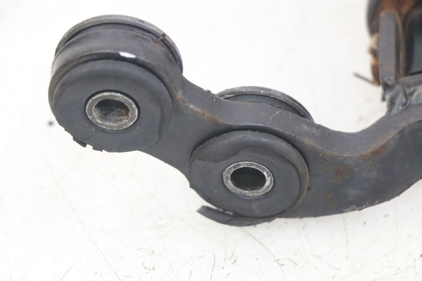 photo de PIANTAFERMO ANTERIORE SINISTRO HONDA CM 125 (1983 - 2003) - Stato della superficie e materiale