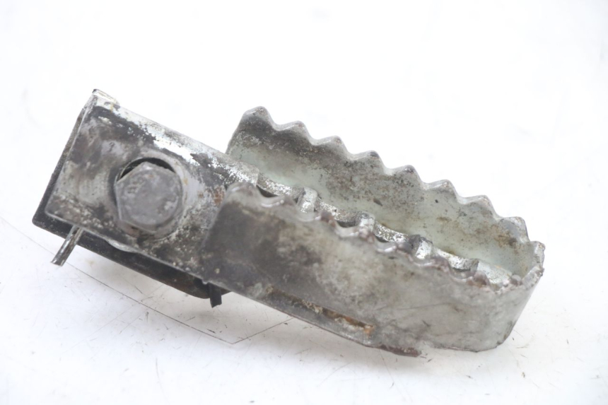 photo de PEDANA ANTERIORE SINISTRA DERBI SENDA R X-TREME 50 (2006 - 2010) - Zoom sullo stato d'uso