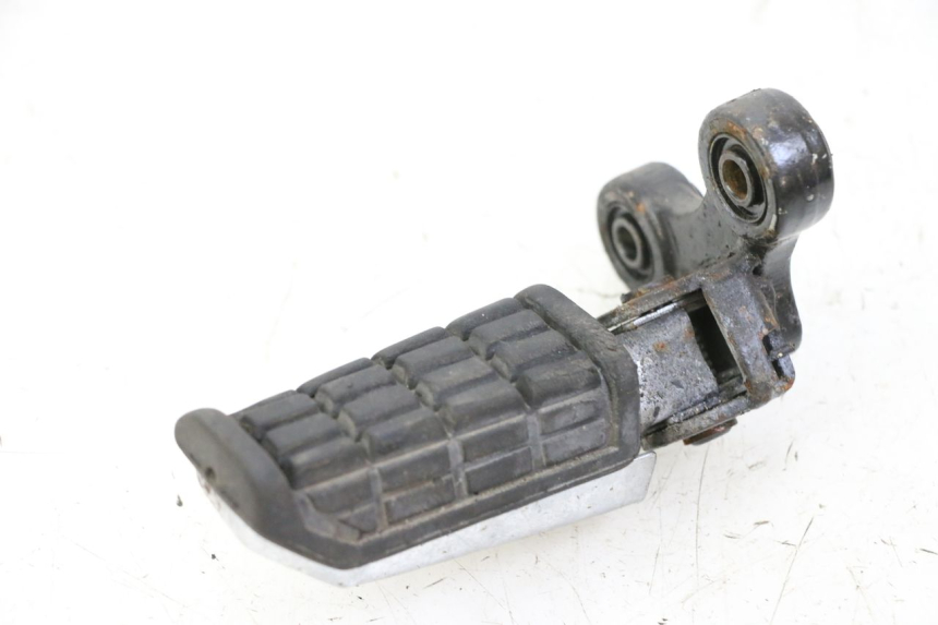 photo de PEDANA ANTERIORE SINISTRA YAMAHA FJ 36Y 1100 (1984 - 1985) - Vista principale