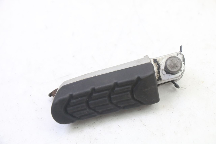 photo de PEDANA ANTERIORE SINISTRA BMW G310 R 310 (2016 - 2020) - Altra angolazione