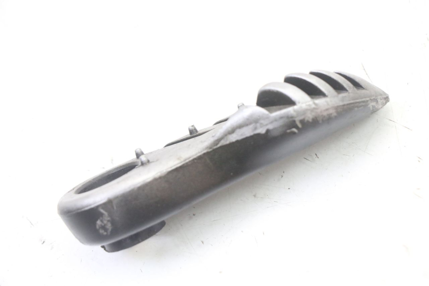 photo de PEDANA ANTERIORE SINISTRA MBK BOOSTER SPIRIT NAKED 50 (2004 - 2017) - Zoom sullo stato d'uso