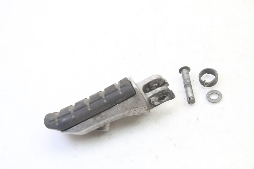 photo de PEDANA ANTERIORE SINISTRA HONDA NTV DEAUVILLE 650 (2001 - 2006) - Dettaglio del componente