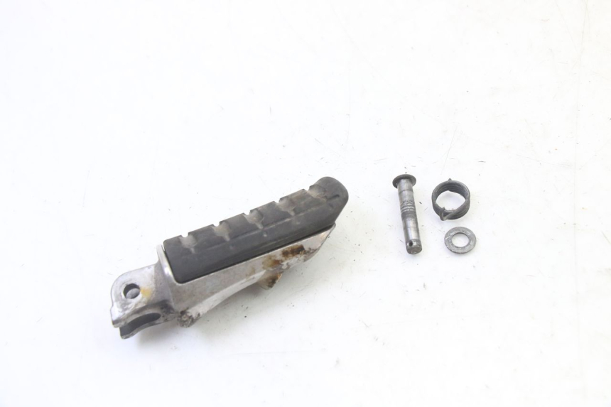 photo de PEDANA ANTERIORE SINISTRA HONDA NTV DEAUVILLE 650 (2001 - 2006) - Zoom sullo stato d'uso