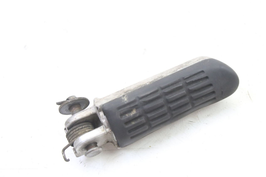 photo de PEDANA ANTERIORE SINISTRA HONDA XLV VARADERO 125 (2000 - 2006) - Zoom sullo stato d'uso