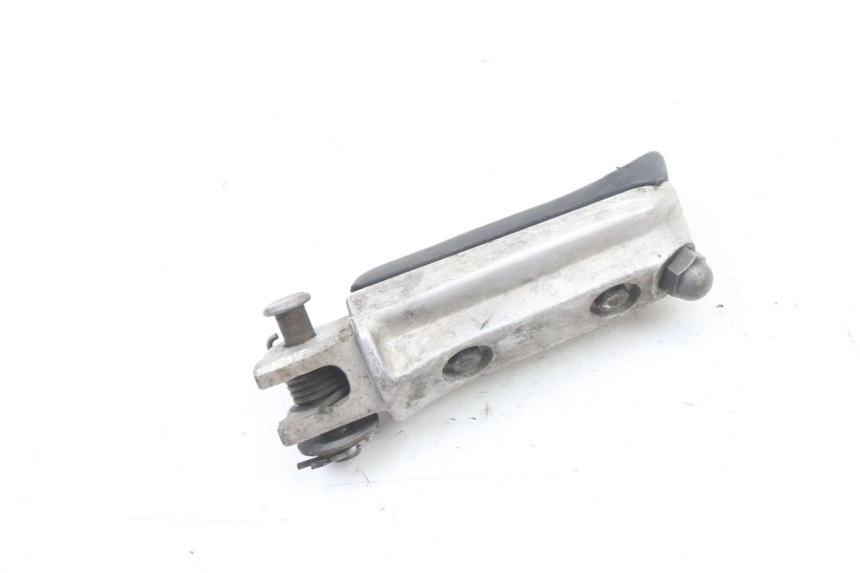 photo de PEDANA ANTERIORE SINISTRA HONDA XLV VARADERO 125 (2000 - 2006) - Primo piano tecnico