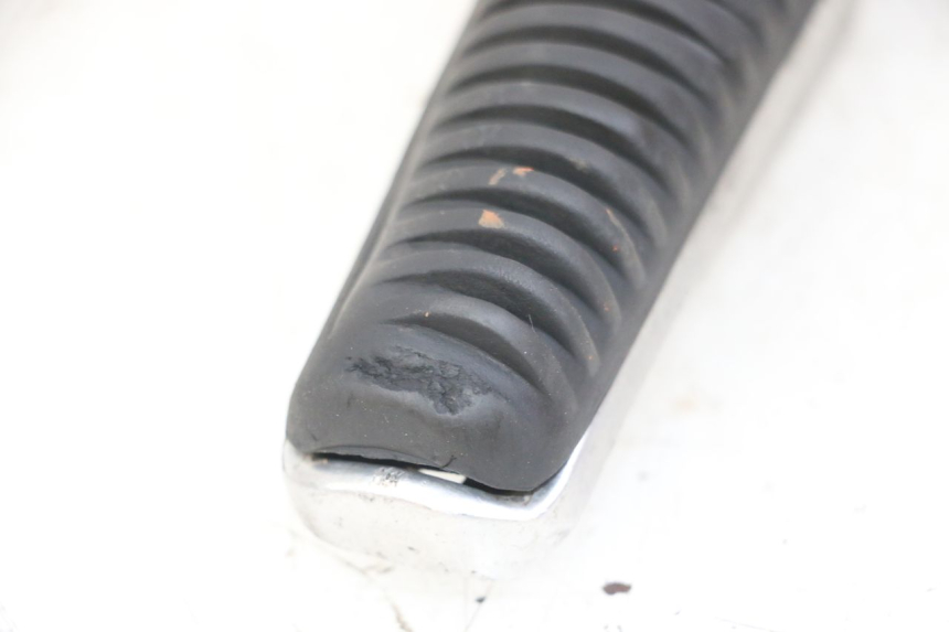 photo de PIANTAFERMO ANTERIORE SINISTRO YAMAHA FZS FAZER 600 (2001 - 2003) - Dettagli dei punti di fissaggio