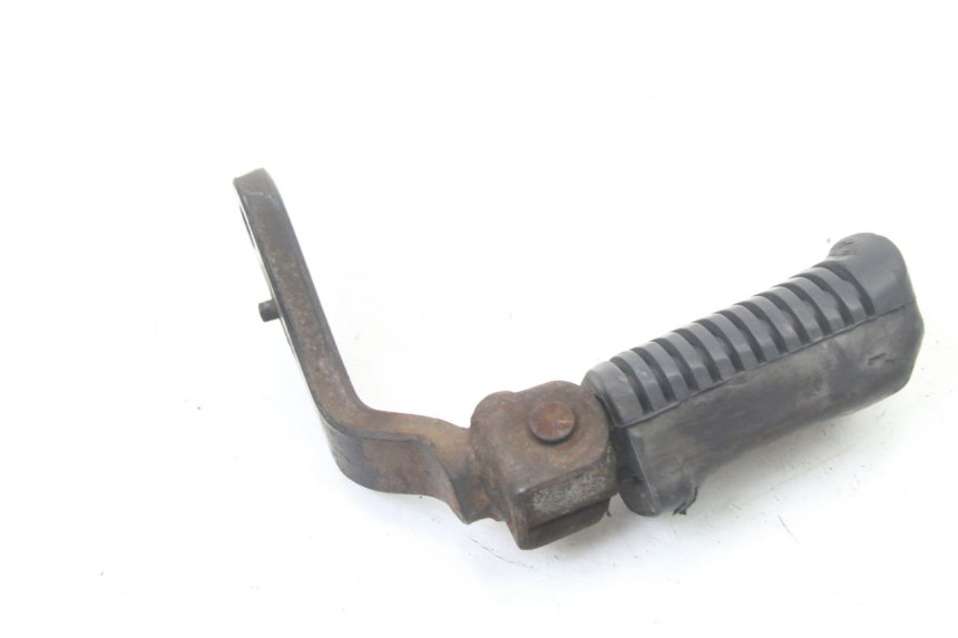 photo de PEDANA ANTERIORE SINISTRA YAMAHA SR 125 (1982 - 2003) - Primo piano tecnico