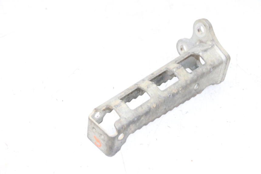 photo de PEDANA ANTERIORE SINISTRA YAMAHA YFM R RAPTOR 250 (2008 - 2014) - Zoom sullo stato d'uso