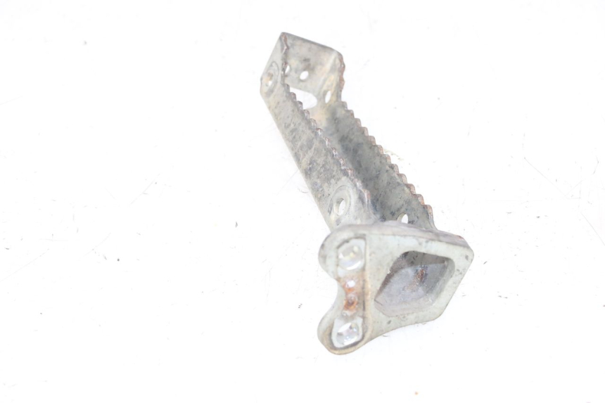 photo de PEDANA ANTERIORE SINISTRA YAMAHA YFM R RAPTOR 250 (2008 - 2014) - Primo piano tecnico