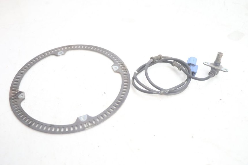 photo de SENSORE ABS POSTERIORE SUZUKI BURGMAN EXECUTIVE ABS 650 (2006 - 2012) - Dettaglio del componente