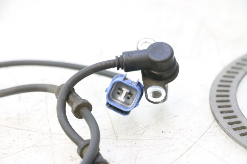 photo de SENSORE ABS POSTERIORE SUZUKI BURGMAN EXECUTIVE ABS 650 (2006 - 2012) - Vista d'insieme del prodotto